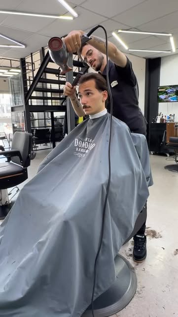 Marcos Carvejani finalizando um corte